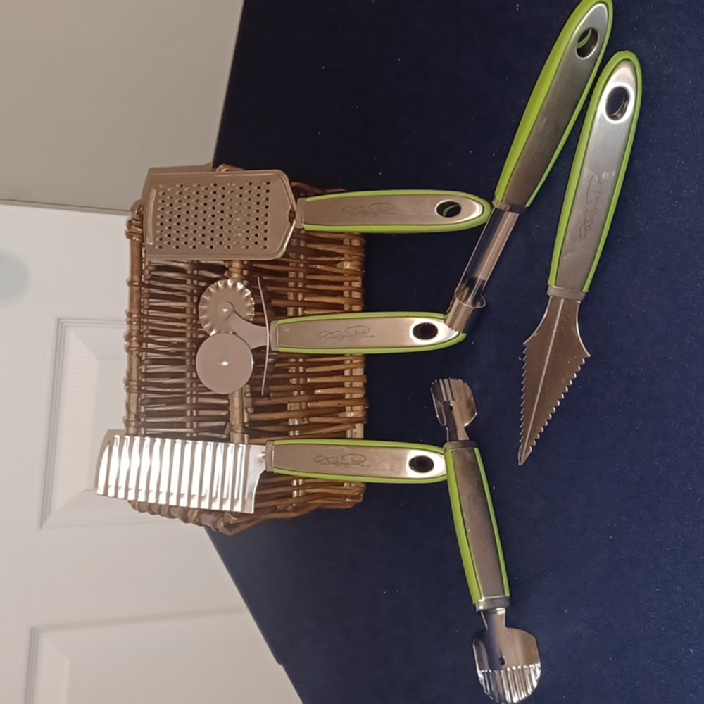 Wolfgang Puck Utensils NWOT